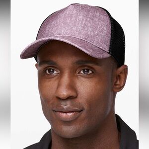 Lululemon Commission Hat Sunbleached Cherry Cola Multi / Black